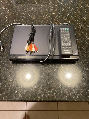 Sony DVD CD Player Model DVP-SR200P with Remote and AV Cable Tested