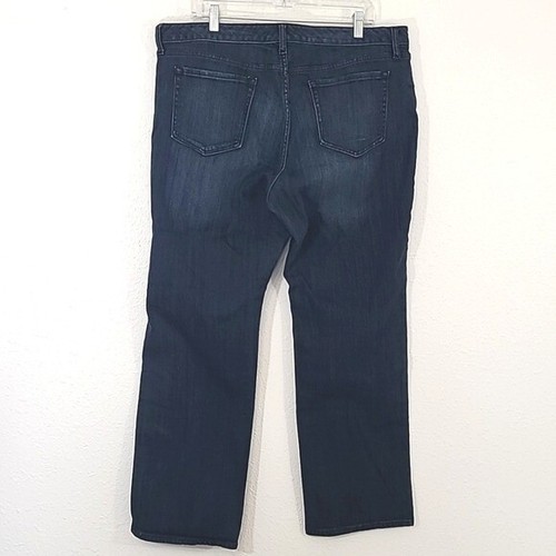 GAP Premium Curvy Straight Blue Denim Women's Jeans, size 18/34 R - Picture 5 of 7
