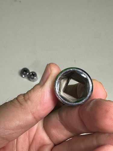 3 MAC Tools Sockets X226 11/16", 5/8" x206, 9/16" x186R SAE 3/8'' Drive 6 Point - Picture 19 of 19