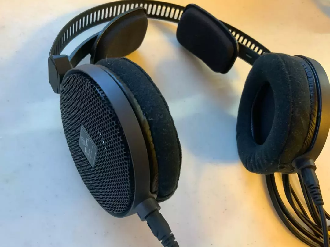 Audio-Technica ATH-R70X Black Professional Headphones