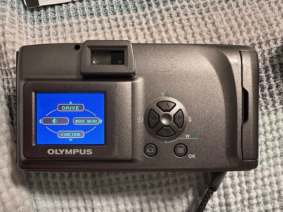 OLYMPUS Camedia D-380  2.0 MP Camera 5X Digital  Zoom - Tested - Working - Image 3 of 4