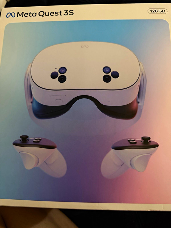 Meta Quest 3S 128GB Standalone VR Headset 120Hz White w/ Controllers & Charger
