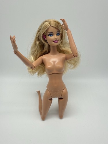 Barbie Fashionistas Onda 1 100+ pose 2010 orecchini nudi per quercia articolati
