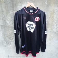 Leyton Orient playerworn 2003-04 Away football shirt, HUNT 19