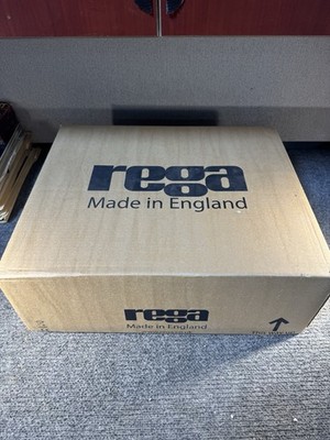 Rega RP1 Planar One Belt Drive Turntable w/ Original Box   Excellent Condition