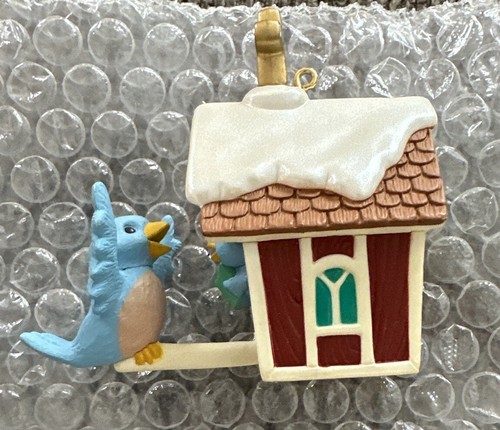 Hallmark Keepsake 1998 “TREETOP CHOIR” Christmas Ornament - Picture 3 of 9