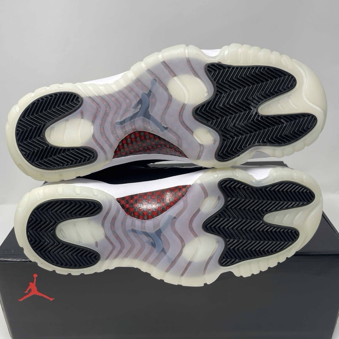 Air Jordan 11 Retro 72-10 378037 002 Black/Black-Varsity Red Size