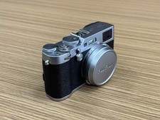 Fujifilm Fuji X100F Black Digital Camera (Body only) Silver 95% New