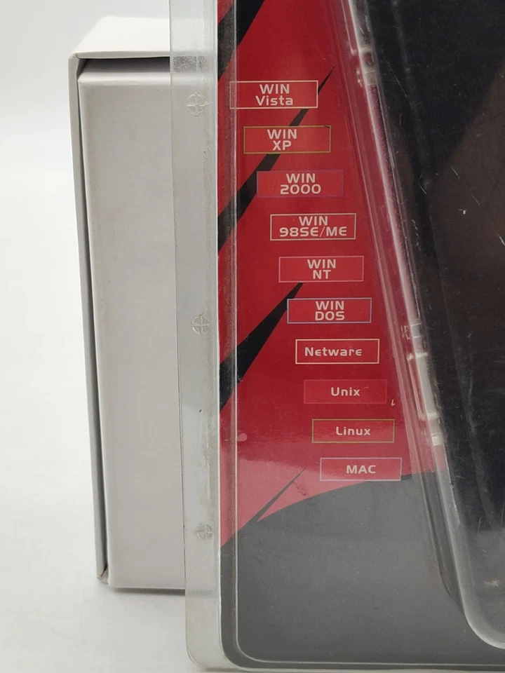 High Quality-PS/2 KVM Switch 4 Port-Compact-Portable-Brand New - Image 3 of 4