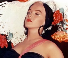 MARILYN MONROE HEAD DRESSED IN FLOWERS 1 RARE 4x6 GalleryQuality PHOTO