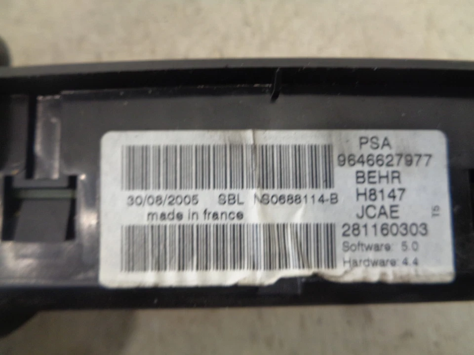 2006 PEUGEOT 307 DIGITAL HEATER CLIMATE CONTROL PANEL 9646627977 - Image 2 of 2