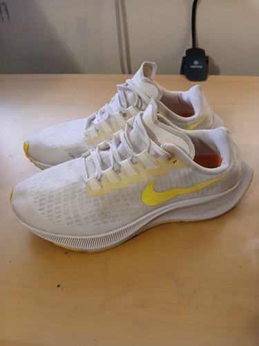 Women Size 8.5 - Nike Air Zoom Pegasus 37 Grey Fog Volt