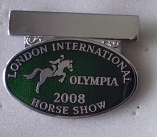 LONDON INTERNATIONAL HORSE SHOW OLYMPIA 2008 Enamel Pin Badge EQUESTRIAN