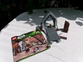 Lego Star Wars 75017 Duel of Geonosis Manual Set + Yoda Minifig + Bag 1