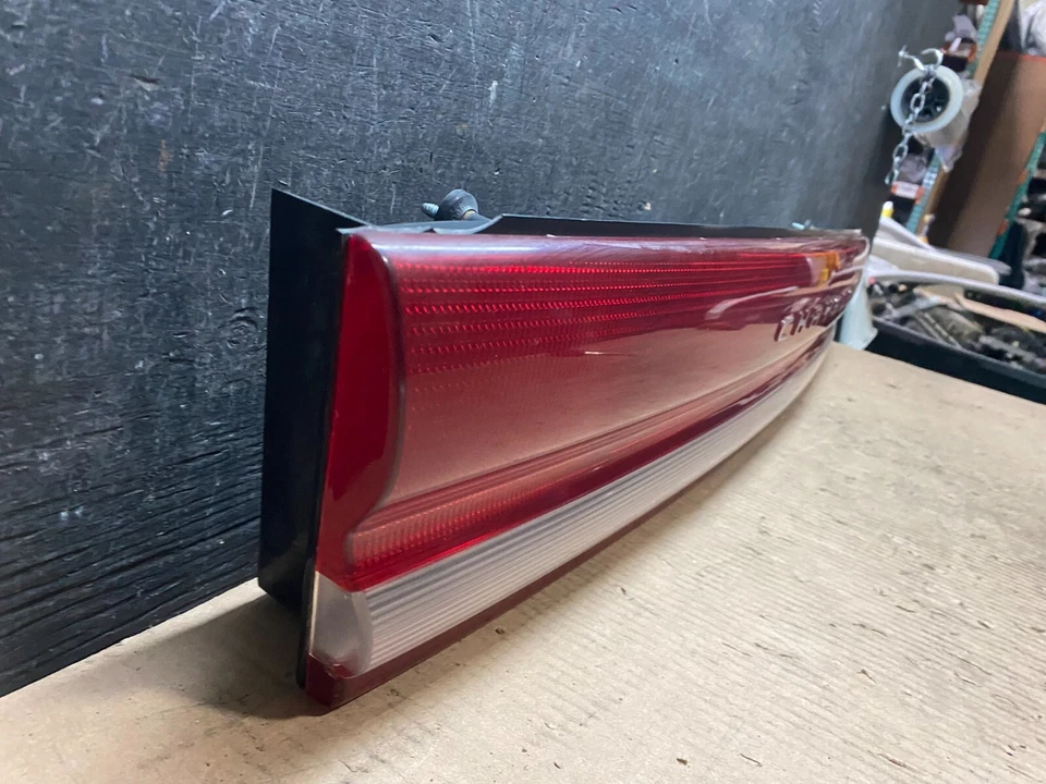 Luz trasera central maletero Chrysler Concorde 1993 a 1997 J7315 GD fabricante original Foto 3 de 4