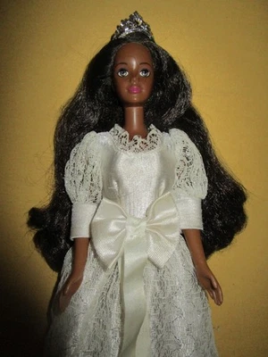 B-2393) VINTAGE BARBIE SCHLAFAUGEN AA DORNRÖSCHEN SLEEPING BEAUTY MATTEL 1998 - Bild 1 von 4
