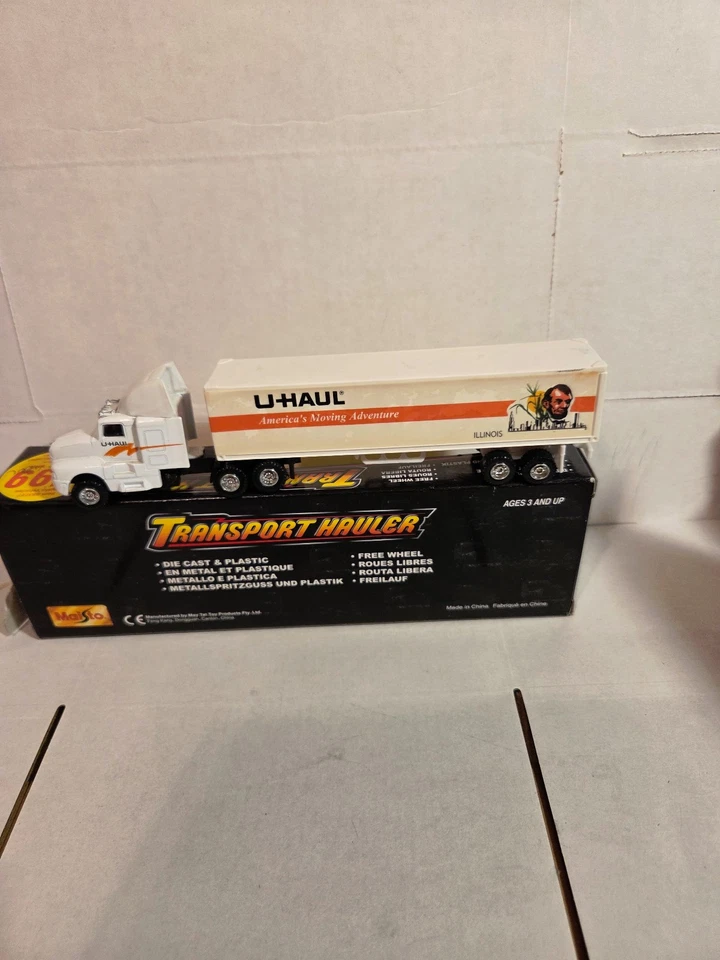 U-Haul Illinois Kenworth 2001 tractor/remolque. Maisto diecast y plástico escala 1/87 Foto 2 de 4