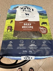 Fresh ZIWI Peak Air Dried Dog Food 8.8LBS bag BEEF Topper/Meal ** BB Oct 2027