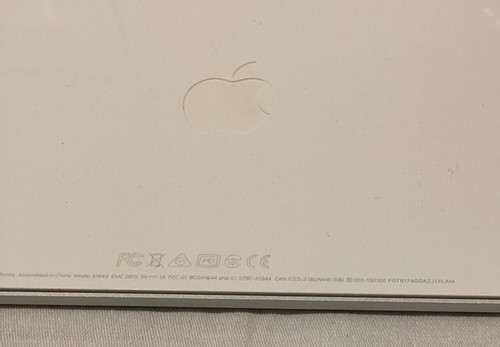 Apple Magic Keyboard-US A1644 White & Silver - Picture 4 of 8