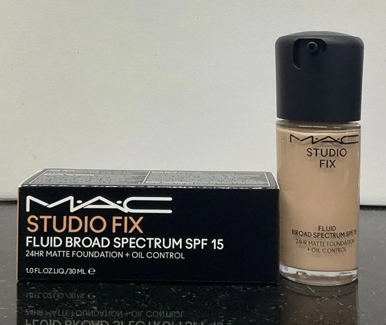 MAC Studio Fix Fluid SPF 15 24HR Matte Foundation+Oil Control-NC16-1oz/30ml-NIB - Image 2 of 4