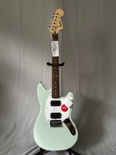 Squier FSR (Fender Special Run) Bullet Mustan...