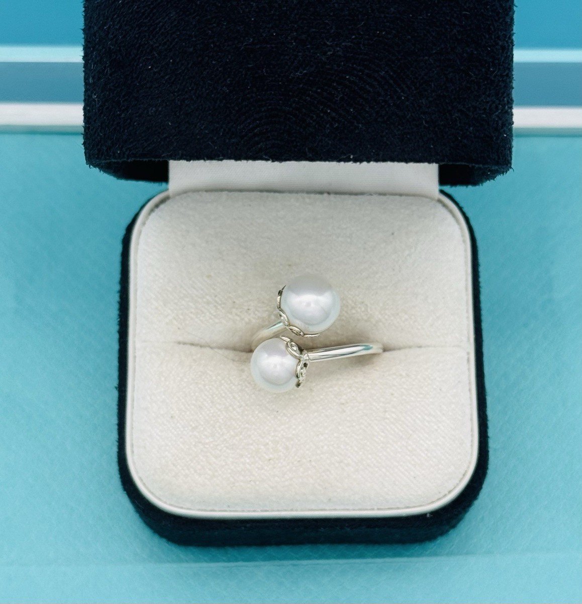 Tiffany & Co. Double Pearl Venezia Goldoni Bypass Ring Silver