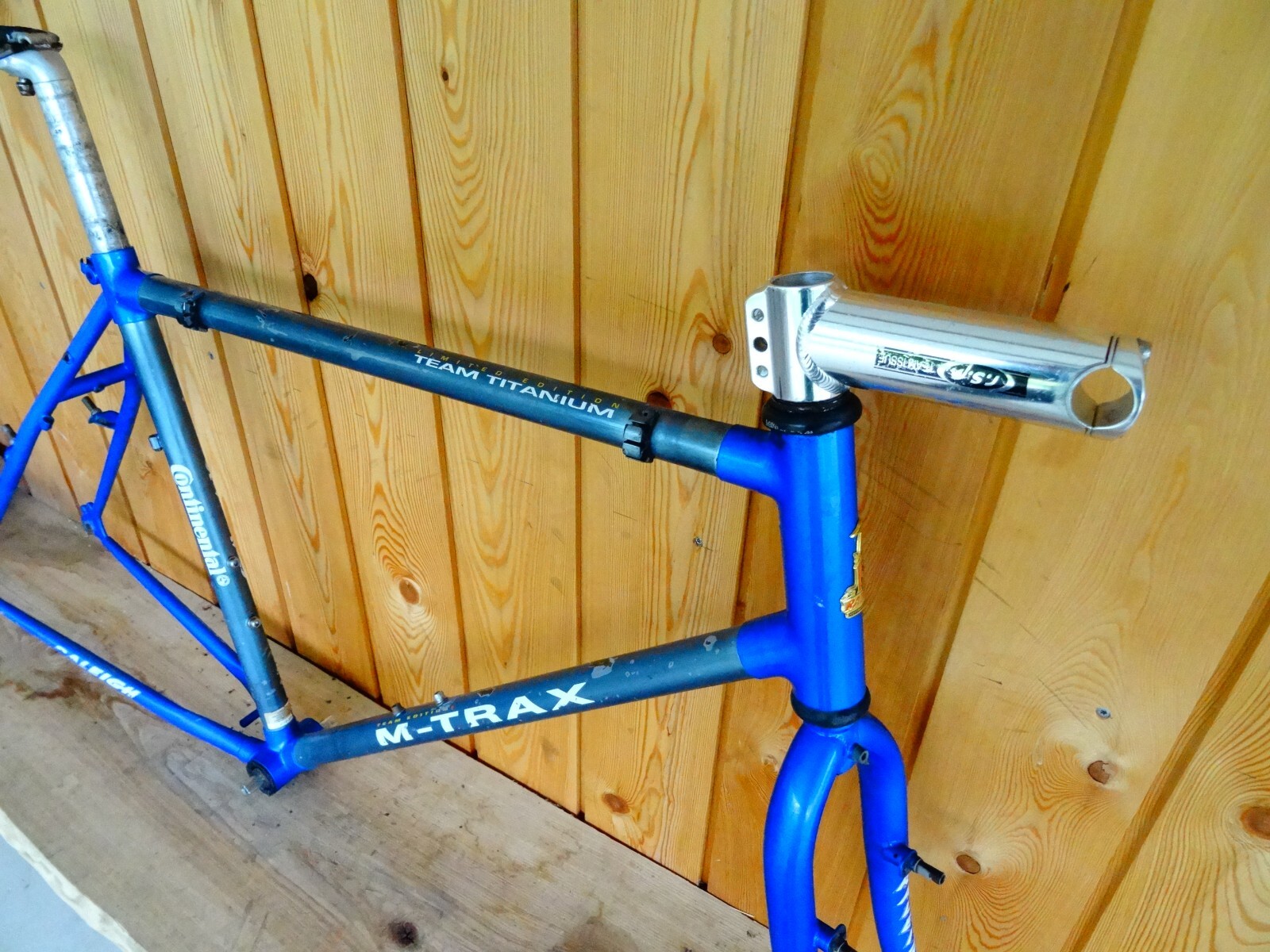 raleigh m trax titanium