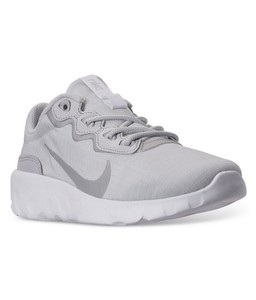 nike women's explore strada running sneakers