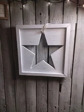 RUSTIC PIERCED STAR WOOD SIGN. DISTRESSED WHITE FINISH. 16.5 X 16.5