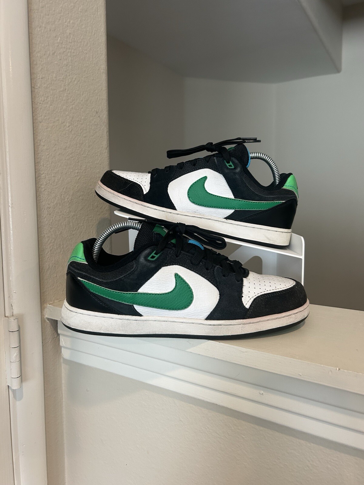 Nike Hustle Low Skate Shoe 2009 Men sz 8 Skateboarding 369189-131