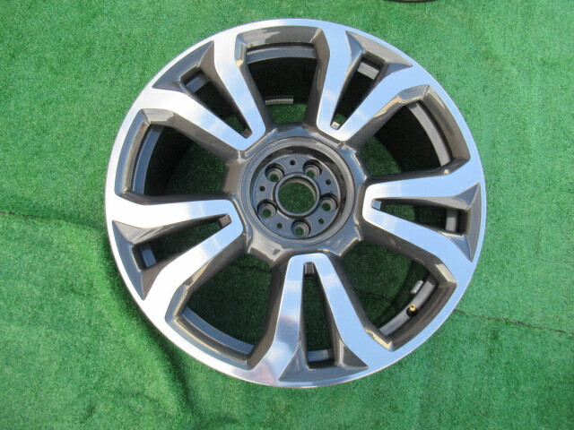 (1) ROLLS ROYCE CULLINAN OEM FACTORY 22" REAR WHEEL RIM 6884707 POLISHED/GREY