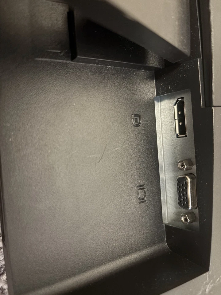 Dell E2020H 20" TN LED Computer Monitor - Image 4 of 4