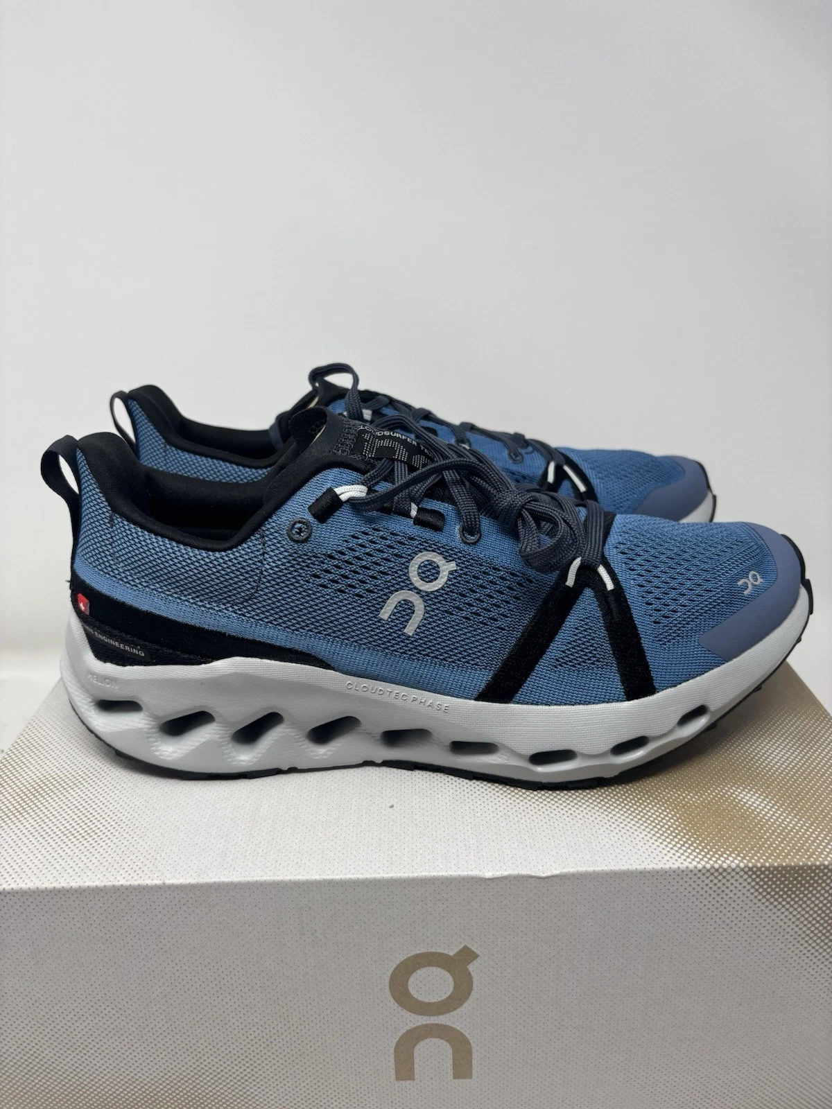 On CloudSurfer Trail Niagara Glacier Blue Sneaker 3ME10110771 Men's Size
Opens in a new window or ta