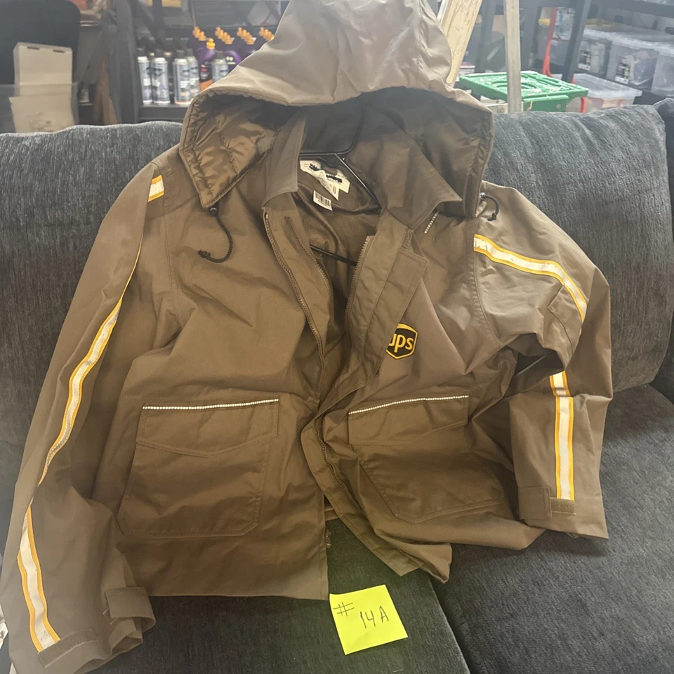 Vintage UPS Windbreaker Jacket Mesh Lined XL GA Rivers Reflective Sleeves #1836 - Image 4 of 4