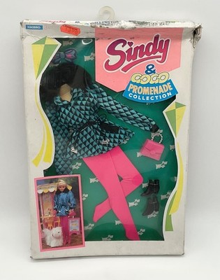 HASBRO 18278 ,,Sindy & CoCo Promenade Collection,,  - Vintage  NEU in OVP ( 3 )