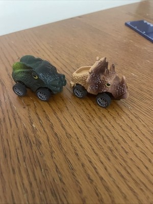 Lot of 2 Dinosaur Theme Toy Cars Brown Black Green Rolling Vehicles C3