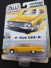 2025 Auto World Vintage Muscle 1961 DODGE DART PHOENIX LOWRIDER Gold R2VA#4 New
