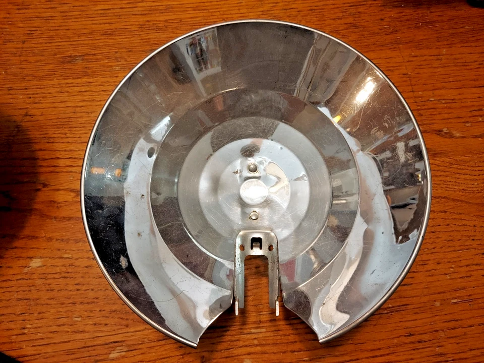  Cámara Folmer Graflex de colección con mango de flash de 3 celdas y 3 cubiertas de flash  Foto 2 de 4