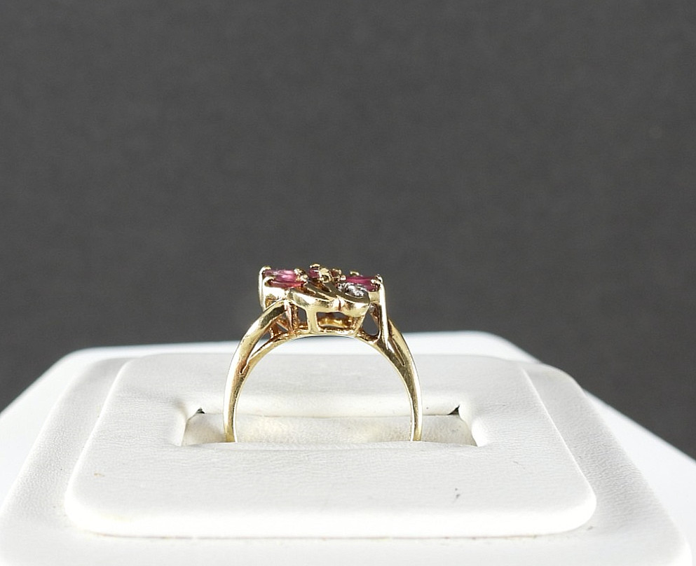 Vintage Solid 10K Gold Ruby Diamonds Emerlad Cut … - image 12