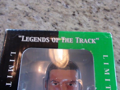 Bobby Labonte Forever Collectibles Leggende della Pista 2001 Nuovo con scatola - Foto 2 di 6