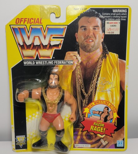 WWF Razor Ramon Figure MOC Hasbro Titan 1993 Yello...