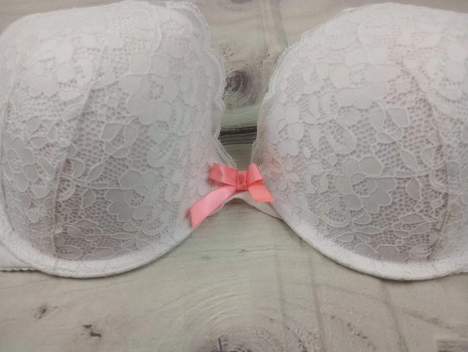 Sujetador Gilly Hicks 32DD Push 'Em Up Plunge Hollister de encaje blanco Foto 2 de 4