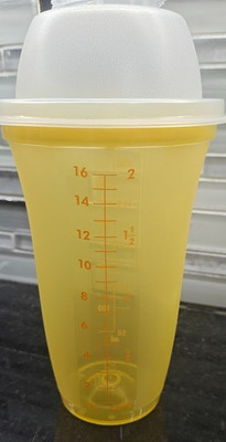 Tupperware Quick SHAKE PROTEIN WEIGHT LOSS DRINK Container MIXER SHAKER 16oz NEW