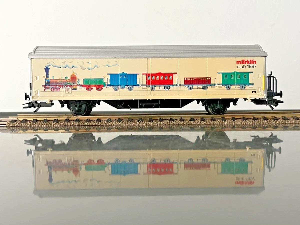 Coffret de wagons minéraliers à bogies, USINOR de la société SGW