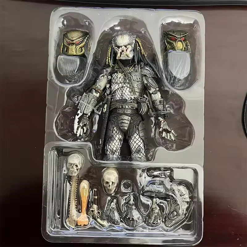 NECA Ultimate Elder Predator Action Figure Model Toys Joint