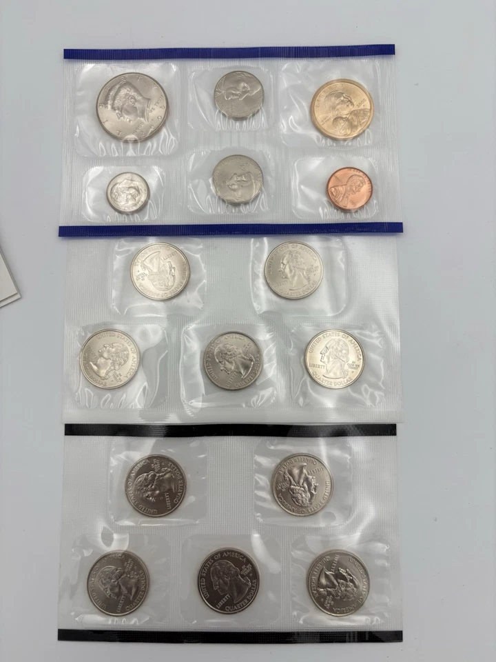 2005 US Mint Uncirculated Coin Set Philadelphia & Denver Mint Coins Complete Set - Image 3 of 4