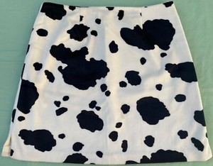 WHITE & BLACK COW PRINT VELVET SKIRT - Size 9 - 31 Wx 17½  L - Stains