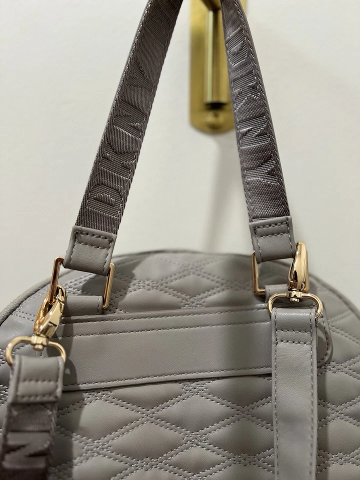 Mochila acolchada DNKY  Foto 3 de 4