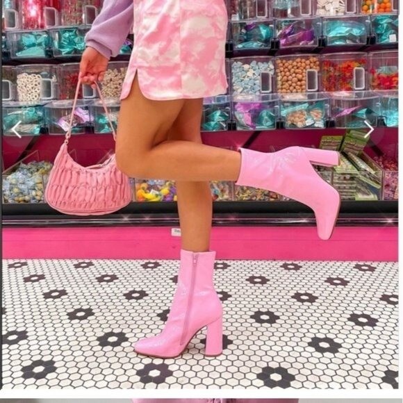 Steve Madden Lynden Bootie in Pink Patent | eBay