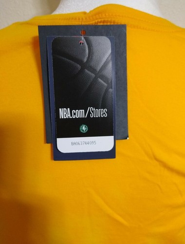Women’s lakers lebron james Tshirt - Picture 6 of 6